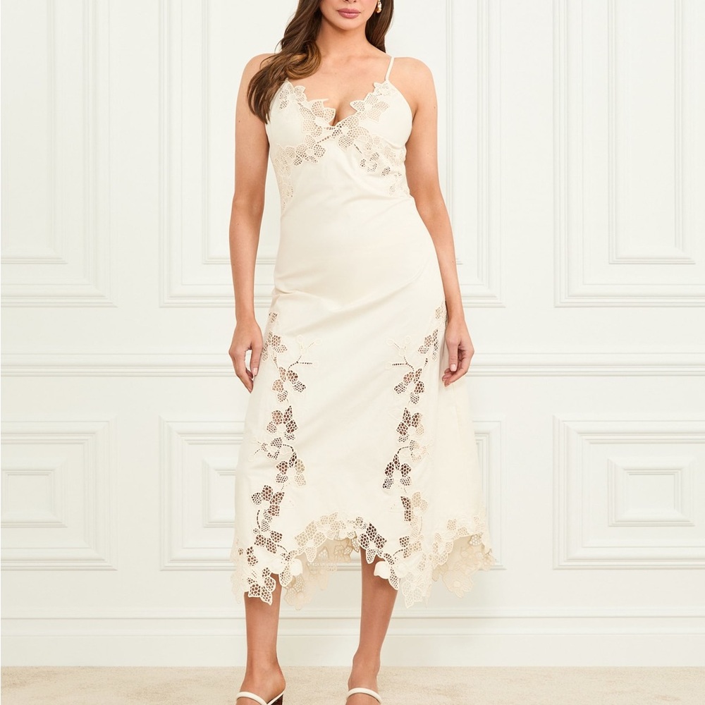 Guess by Marciano Cream Floral Lace Midi Dress